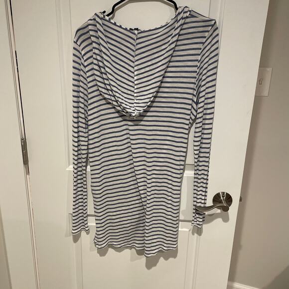 Splendid blue and white all day hoodie coverup light sweater large - Picture 7 of 7